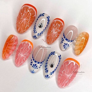 夏の特別なプレスオンネイル、フルーツラバーネイルセット、クリスタルカラーネイルアート、夏の休暇にぴったりのジューシーオレンジのフレッシュルックカスタムネイル