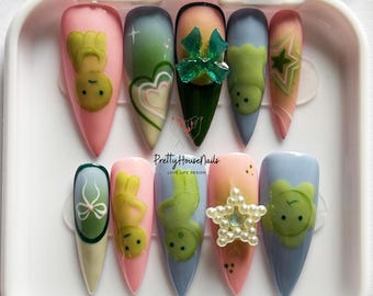 Kawaii Smiski Stiletto Press On Nails, Smiski Star Nail Art, Unique Smiski Fake Nails, Trendy Anime Cartoon Nails, Cute Nails, Gift for her.