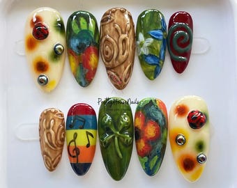 Cottagecore Floral & Ladybug Press On Nails, Unique Spring Nail Set, Handmade Boho Nails, Colorful Designer Nails for Gift, Daily Nails