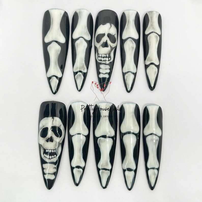 Halloween nails, nail art, nails, press on nails, nail stickers, nail decals, nail wraps, Halloween, nail polish strips, Halloween stickers, spooky, fake nails, scream nails, ghost nails, hand-painted, spooky nails, black nails