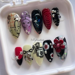 Uñas postizas de anime caprichosas, arte de uñas gótico floral kawaii, uñas postizas de dibujos animados japoneses, juego de uñas único hecho a mano, uñas de almendra Nara.