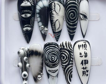 Uñas postizas de Halloween inspiradas en Uzumaki, uñas postizas de terror únicas hechas a mano, arte de uñas en espiral en blanco y negro espeluznante, juego de uñas góticas espeluznantes.