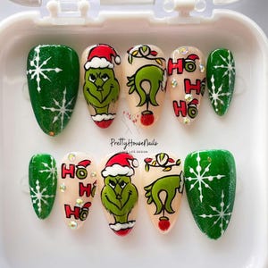 Grinch Christmas Press On Nails, Elegant Coffin Style, Devil's Hand Fake Nails Set, Trendy Nails, Ho Ho Crystal Nails.