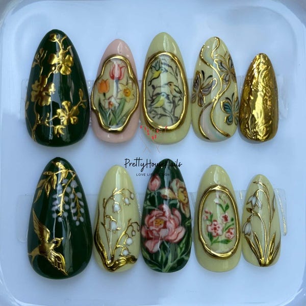 Vintage Botanical Press On Nails, Gold Floral Cottagecore Handmade Antique Nature Nail Set
