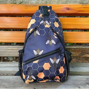 Bee Sling Bag, Bee Sling Backpack, Honeycomb Crossbody Backpack Chest Bag for Travel Hiking