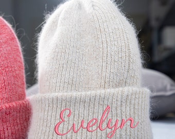 Bonnet d'hiver brodé personnalisé, bonnet tricoté avec nom pour adultes, homme et femme, cadeaux de Noël, bonnet monogrammé froid, bonnet tricoté