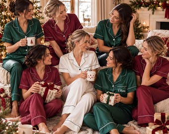 Personalized Christmas Pajamas, Matching Christmas Morning PJs, Bridesmaid Pajama Set, Bridal Party Gift, Matching Holiday Pjs, Gift for Her