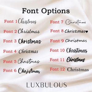 Pode incluir: Imagem mostrando op&ccedil;&otilde;es de fontes para a palavra "Christmas". O texto &eacute; exibido em v&aacute;rios estilos, com as palavras "Font Options" e "LUXBULOUS" tamb&eacute;m vis&iacute;veis. As fontes s&atilde;o em preto e vermelho.