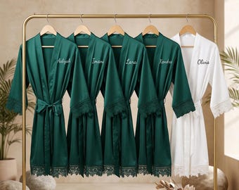 Personalised Bridesmaid Proposal Robe, Women Robes, Bridal Robe, Bridesmaid Favors, be my bridesmaid, White Robe, Gift for Her