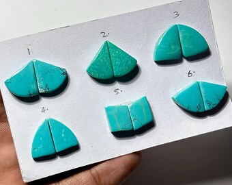 Turquoise cabochonparen Hubei: gladde edelsteen voor het maken van sieraden, (afmetingen: 12 mm-18 mm gemengd)