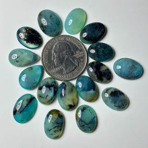 Cabochão de Opala Peruana: Pedra preciosa solta de vários formatos (13-15 mm) para fabricação de joias