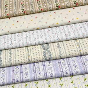 Tessuto di cotone popeline sottile, floreale vintage, grazioso tessuto stampato con fiori selvatici, strisce floreali rosa, tessuto fatto a mano con stampa toile a fiori delicati.