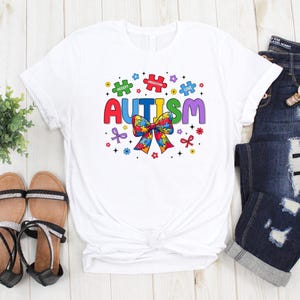 Es ist in Ordnung, anders zu sein Shirt, Autismus Bewusstsein Shirt, Autismus Unterstützung Shirt, Motivation Shirt, sei du selbst T-Shirt, Positivität Vibes Shirt