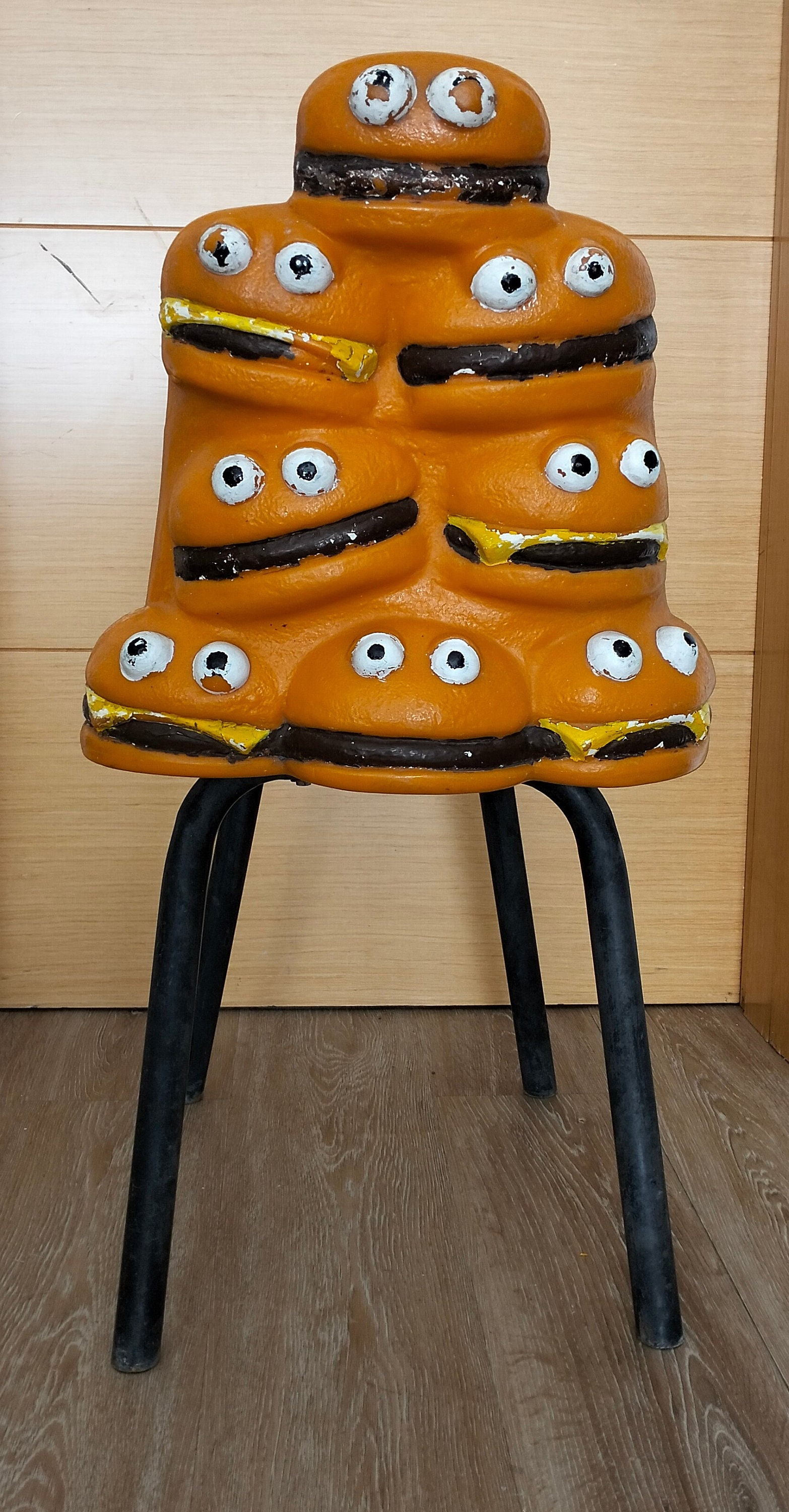Iconic and Rare Vintage 80's / 90's Mcdonald's Cheeseburger
