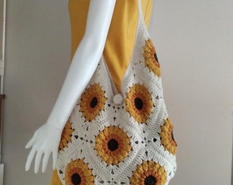 Sunflower Crocheted Bag, Granny Square Bag, Crocheted Bag, Bohemian Style Bag, Vintage Bag , Gift for her , Handmade Bag, Shoulder Bag.