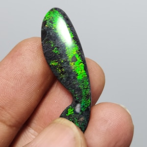 Andamooka Opal  Gift For Her YO-0822