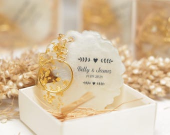 Boxed Resin Keychain, Wedding Keychain Favors, Wedding Favors for Guests, Bridal Shower Favor, Engagement Gift, Bulk Wedding party Gifts