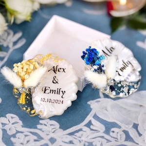 ENGRAVED Wedding Favor, Wedding Favors for Guests, Bulk Wedding Party Favors, Round Epoxy Resin Magnet, Bridal Shower Favors, Bulk Magnet
