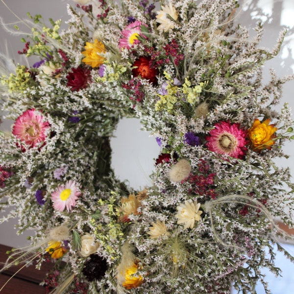 Cadeaux pour la fête des mères, couronnes de printemps, couronne faite à la main, fleurs séchées, couronne de fleurs séchées, couronne lumineuse, cadeau de fête des mères, fête des mères