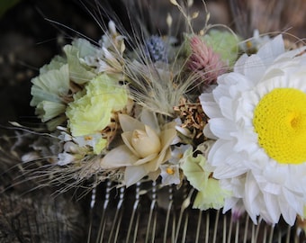Dried flower bridal hair comb, dried flower bridal comb, boho dried flower hair comb, natural dried bridal flower comb, Bridal accessory
