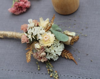 Lapel Jewelry, dried boutonniere, dried flower wedding favor, autumn boutonnieres, ivory boutonniere, dry flower boutonniere