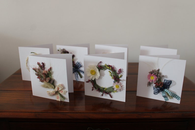 All 7 options displayed on a dark wooden table