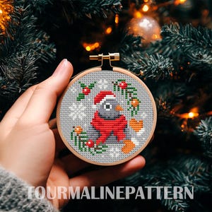 Kerstduif kruissteekpatroon pdf, grappige vogelborduurwerk, eenvoudig vakantieborduurwerk, kerstboomdecor, winterhandwerk