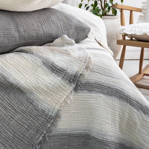 Striped Muslin Blanket: 100% Cotton Reversible Bedspread - Queen Size