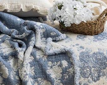 Double Sided Rose Thick Muslin Comforter: King Size Cotton Quilt