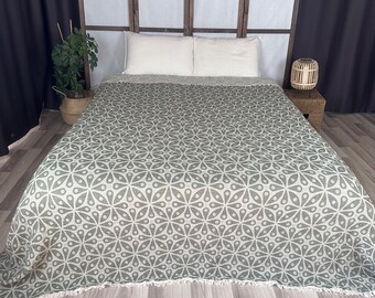 Muslin Bedspread Queen Muslin Blanket Floral Green Soft Sofa Throw 100% Cotton Coverlet Bed Cover 91"x95" 230x240cm