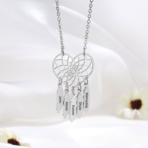 Collar de mamá: Collar del Día de la Madre, Collar de Madre de Plata y Oro con Nombres - Collar Inicial para Mamás - Collar Dreamcatcher