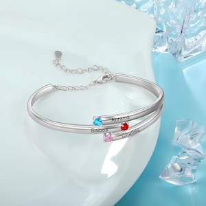 Pulsera para mamá con piedras de nacimiento: brazalete personalizado con 2 a 4 nombres grabados y piedras personalizadas: regalo para mamá o abuela