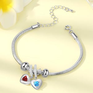 Pulsera con piedra de nacimiento para mamá y abuela: pulsera grabada personalizada para madre, regalo para ella, regalo para el día de la madre, pulsera con piedra de nacimiento para abuela