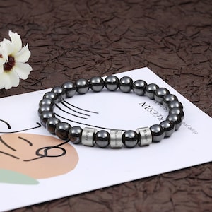 Aangepaste zwarte onyx kralenarmband voor vader met kinderen, familienamen - gepersonaliseerde gegraveerde namen herenarmband kerstcadeau voor vader