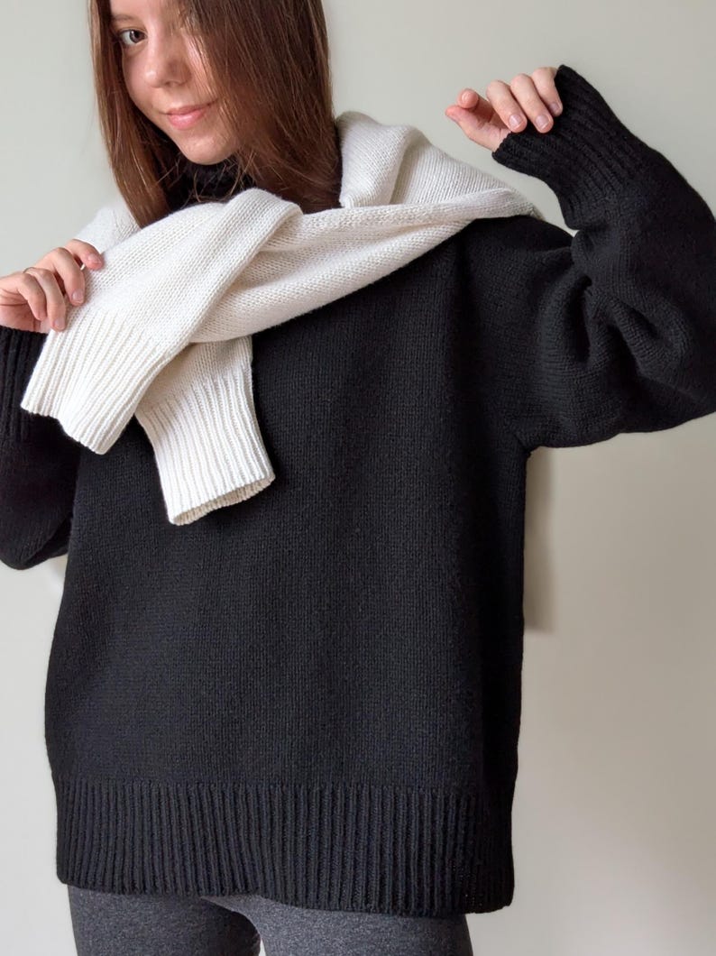 Merino & Kaschmir Rollkragenpullover | Klassischer Herbst Winter Strickpullover aus Wolle Schlichter weicher warmer Rollkragen | Minimalistische Basic Loose Fit Bild 10