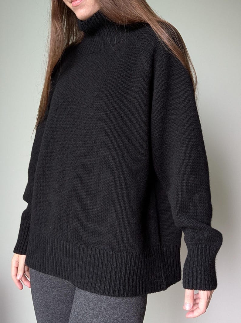 Merino & Kaschmir Rollkragenpullover | Klassischer Herbst Winter Strickpullover aus Wolle Schlichter weicher warmer Rollkragen | Minimalistische Basic Loose Fit Bild 6