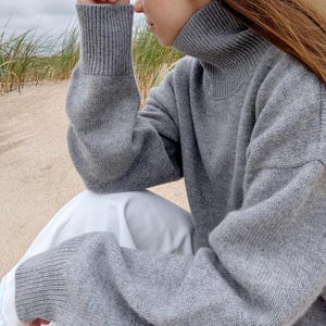 Jersey de cachemir y lana merino / Jersey de lana natural, denso, cálido y suave para mujer / Jersey básico de cuello alto / Jersey de cuello alto de punto informal para otoño-invierno Light grey