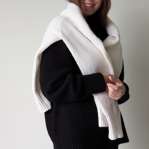 Merino & Kaschmir Rollkragenpullover | Klassischer Herbst Winter Strickpullover aus Wolle Schlichter weicher warmer Rollkragen | Minimalistische Basic Loose Fit Bild 15