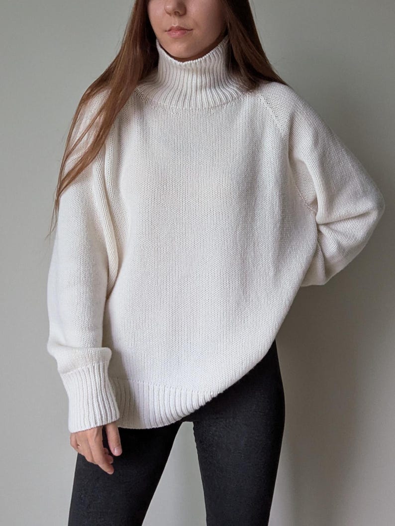 Merino & Kaschmir Rollkragenpullover | Klassischer Herbst Winter Strickpullover aus Wolle Schlichter weicher warmer Rollkragen | Minimalistische Basic Loose Fit Bild 12