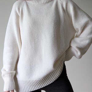Merino & Kaschmir Rollkragenpullover | Klassischer Herbst Winter Strickpullover aus Wolle Schlichter weicher warmer Rollkragen | Minimalistische Basic Loose Fit Bild 9