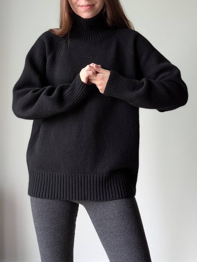 Merino & Kaschmir Rollkragenpullover | Klassischer Herbst Winter Strickpullover aus Wolle Schlichter weicher warmer Rollkragen | Minimalistische Basic Loose Fit Schwarz