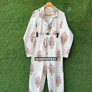 Indian Pure Cotton Pajama Set, Floral Print Pajama Set, White Floral Pyjamas Set, Sleepwear Dress, Bohemian Clothing, Gifts For Her,  Dress