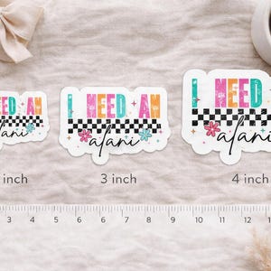 Puede incluir: Juego de tres tazas de cer&aacute;mica con acabado mate moteado. Las tazas son de color crema, gris claro y gris oscuro. Cada taza tiene un dise&ntilde;o simple y minimalista, ideal para caf&eacute; o t&eacute;.