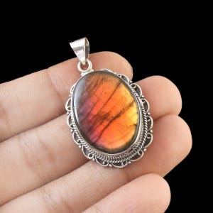 Purple Labradorite Pendant 925 Sterling Silver Pendant Handmade Labradorite Gemstone Pendant Jewelry Silver Prong setting pendants