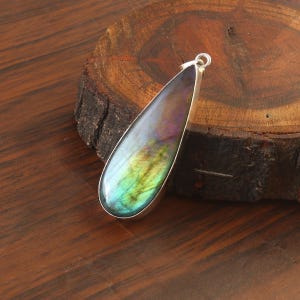 Purple Labradorite Pendant 925 Sterling Silver Pendant Handmade Labradorite Gemstone Pendant Jewelry Silver Prong setting pendants