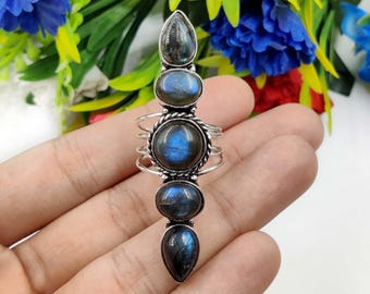 Anello boho a cinque pietre in labradorite blu, realizzato a mano in argento sterling 925.
