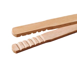 Eco-Friendly Precision: 8&quot; Bamboo Tweezers for Delicate Jewelry Crafting