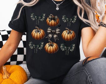 Kürbisse Fledermäuse Bögen Halloween Shirt, Comfort Farben Spooky Season Tee