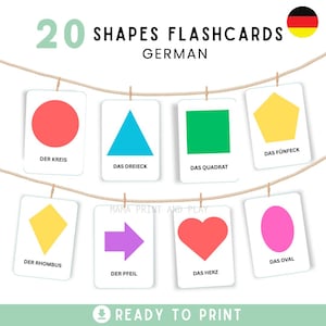 Puede incluir: Un conjunto de 20 tarjetas didácticas de formas en alemán, cada una con una forma diferente en colores vibrantes. Las tarjetas están colgadas de una cuerda, con los nombres de las formas escritos debajo. El texto "READY TO PRINT" está en la parte inferior.