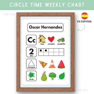 Puede incluir: Un gráfico educativo enmarcado con el texto "CIRCLE TIME WEEKLY CHART" en la parte superior. El gráfico incluye el nombre "Oscar Hernandez", junto con ilustraciones de una letra del alfabeto, una casa, un corazón, un cocodrilo y otras imágenes coloridas.